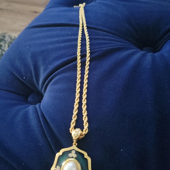 Burberry chain - Picture 3 of 3